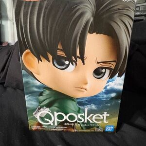 Qposket Attack on Titan Levi